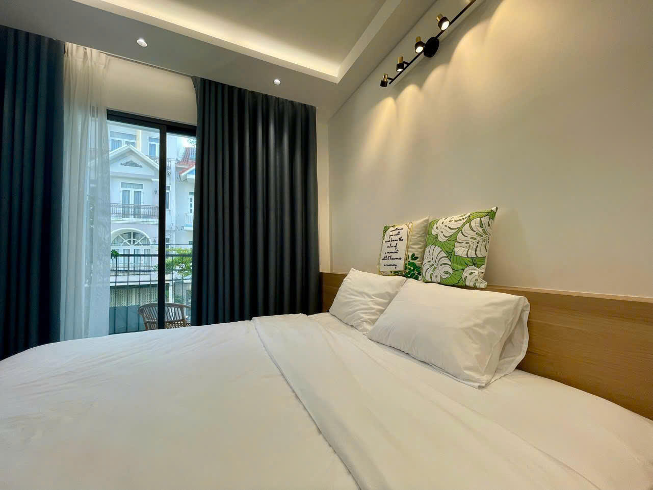 CHO THUÊ NHÀ 2 TẦNG - VỊ TRÍ ĐẸP KHU AN THƯỢNG, GẦN BIỂN 