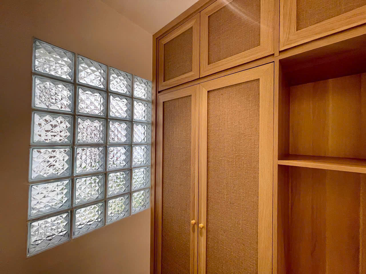 CHO THUÊ NHÀ 2 TẦNG - VỊ TRÍ ĐẸP KHU AN THƯỢNG, GẦN BIỂN 