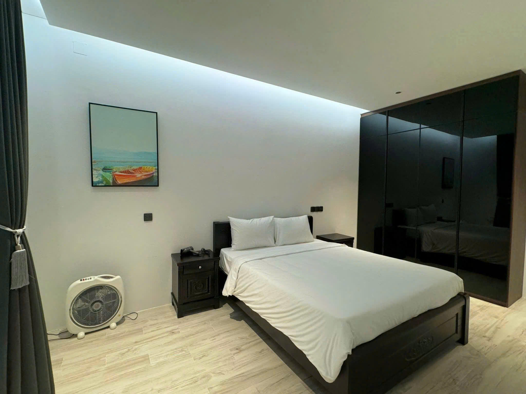 Nhà mặt tiền nguyên căn khu An Thượng Đà Nẵng - 4 phòng ngủ