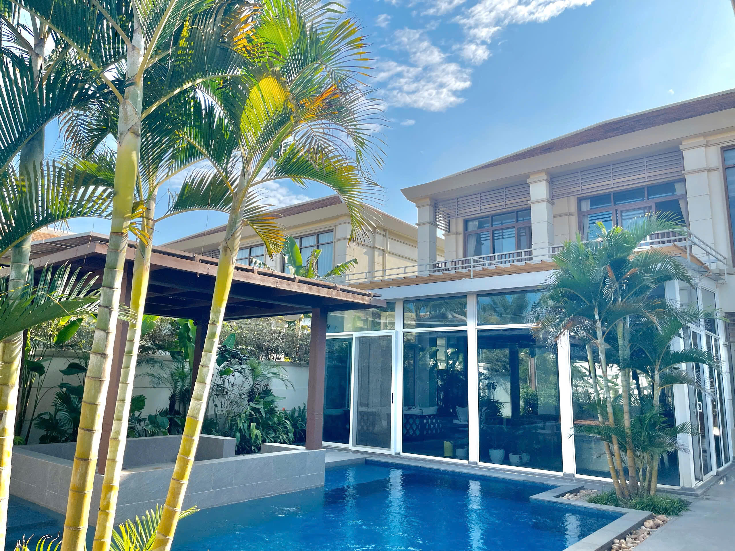 Fusion Resort & Villa Đà Nẵng - Villa 5 Phòng Ngủ Sang Trọng Cho Thuê