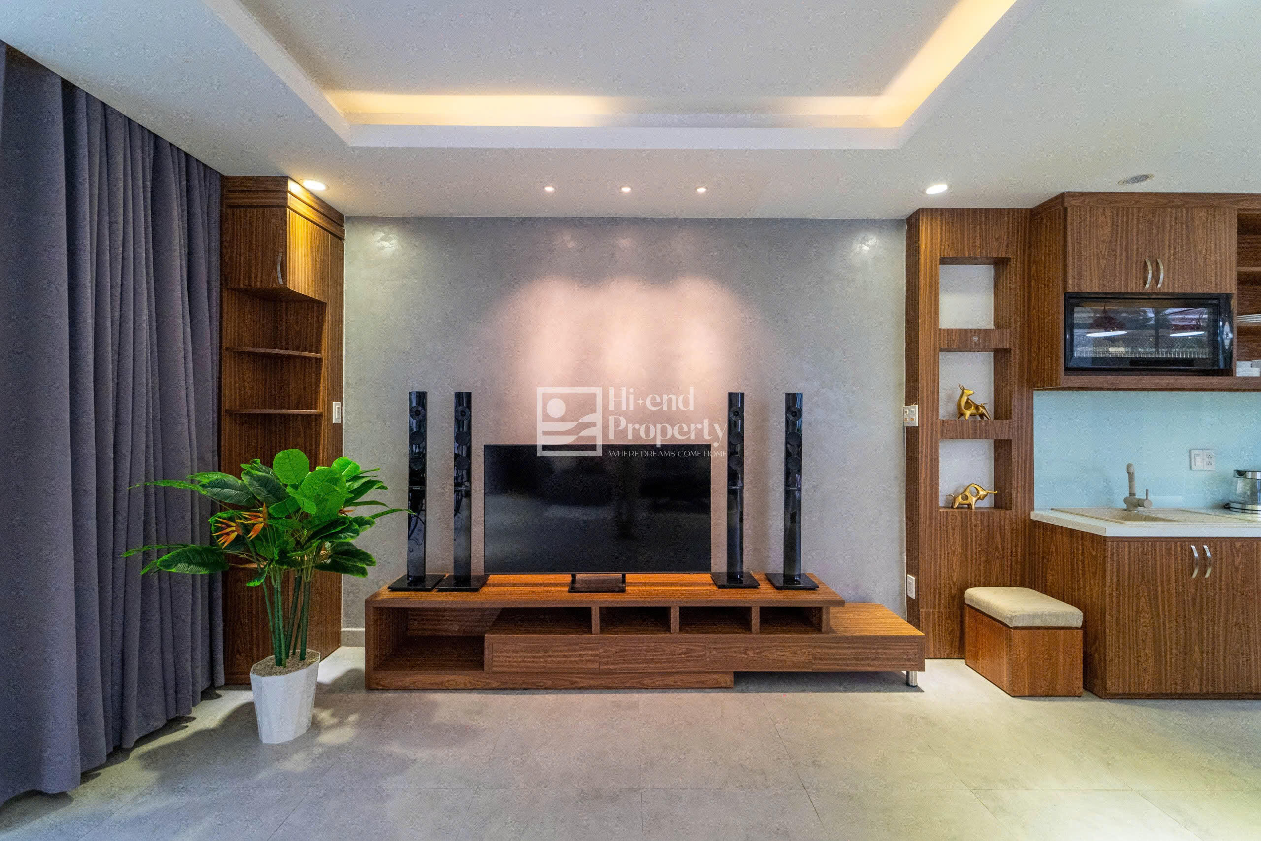 The Point Villa - biệt thự hai tầng với hồ bơi riêng và khu vườn tuyệt đẹp.