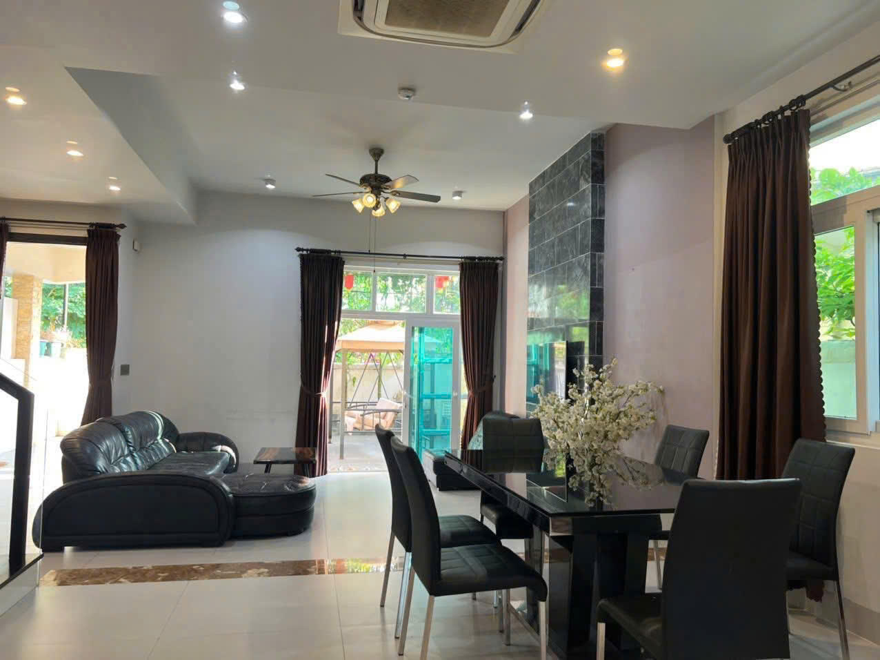 Phúc Lộc Viên cho thuê tiện nghi 4 phòng ngủ