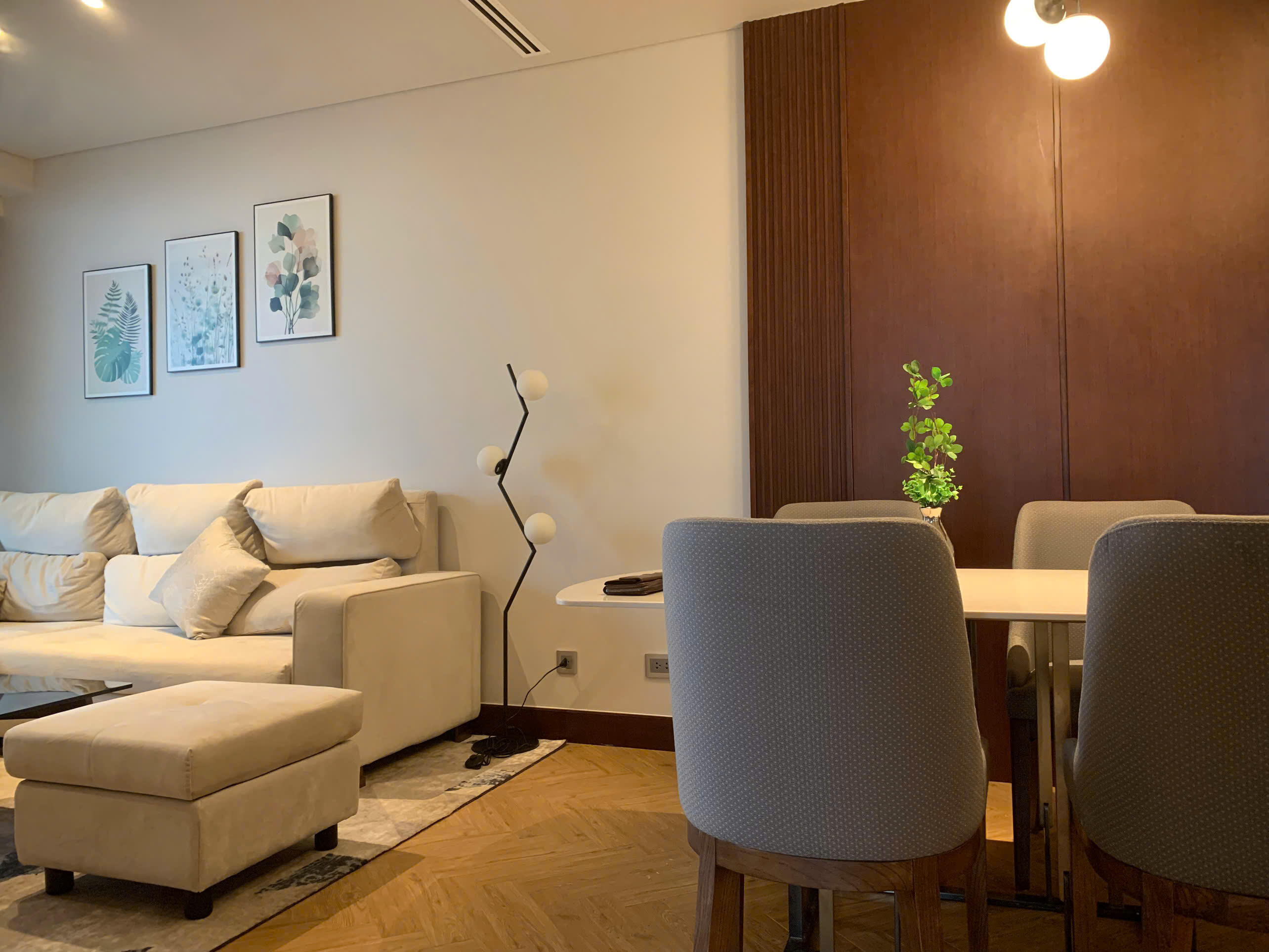  Wydham Solei cho thuê căn hộ 2 phòng ngủ -view ôm trọn biển Mỹ Khê