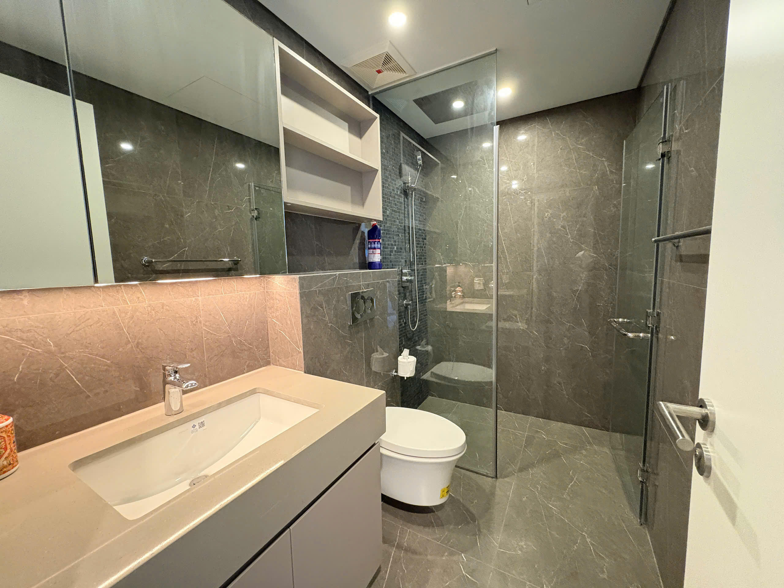 Filmore tầng 19 căn hộ 2 phòng ngủ view thành phố