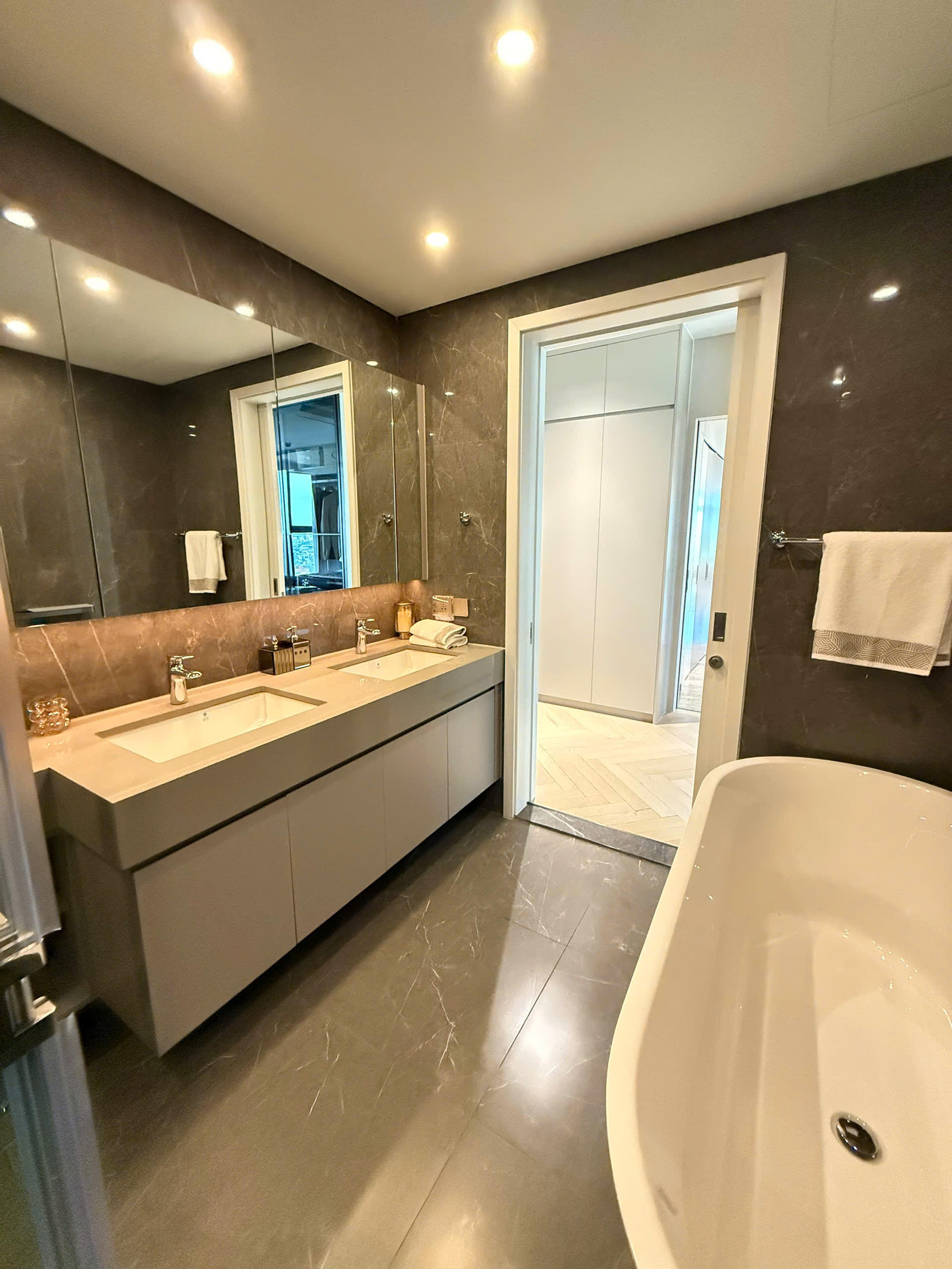 3 phòng ngủ cao cấp sang trọng cho thuê tại Filmore 